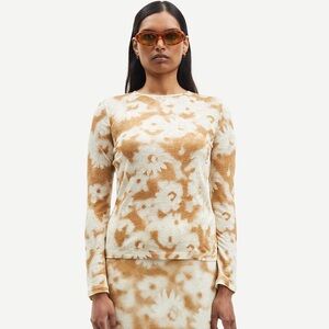 Samsoe Samsoe Sami LS T-shirt Aster Floral Open Back 100% Linen
